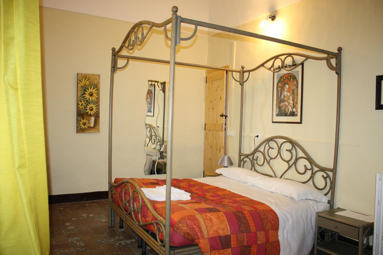 Il Cortegiano Hotel Урбино Екстериор снимка